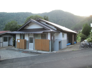 敷地から明るく広がる風景に癒されて・すぐ住めます