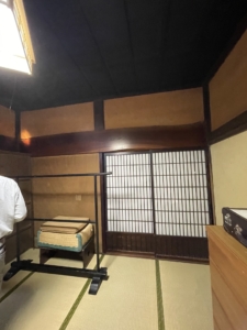 (居間)