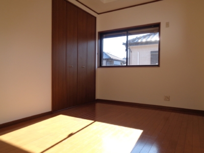 ２階真ん中６帖