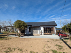 閑静な住宅に佇むリフォーム済みオール電化の平屋住宅