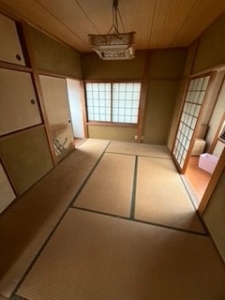 (居間)