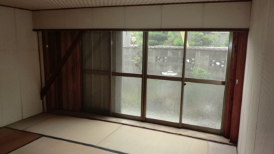 (居間)