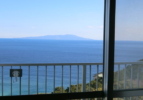 お部屋から海・大島を