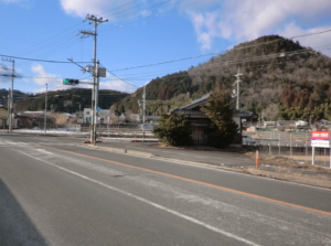 京丹波町 国道９号線沿いの角地 平家店舗（民芸茶屋・古民家風の外観）