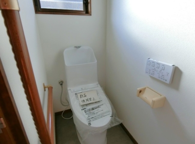 交換済のトイレ（2か所あり）