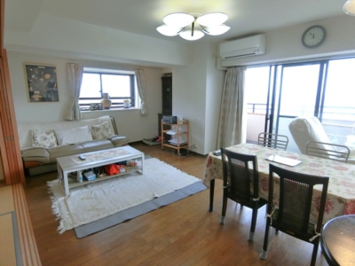 リビングダイニング