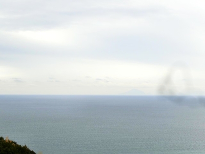 角部屋　海一望