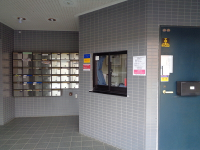 エントランス、管理人室・郵便受