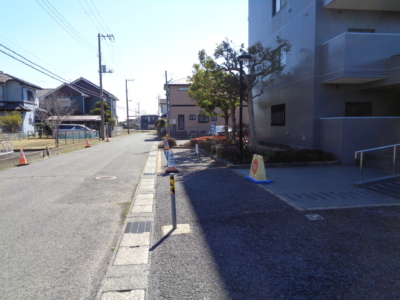 前面市道(外観)