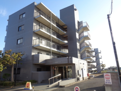 北東側より(外観)