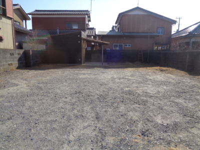 市道より敷地見る(外観)