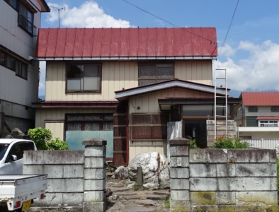 南向き玄関(外観)