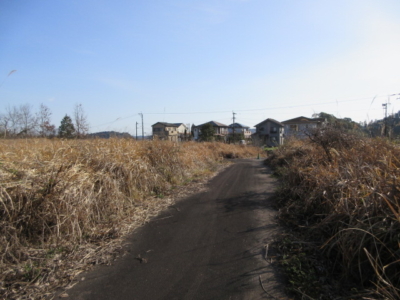 家があるのは隣の分譲地です