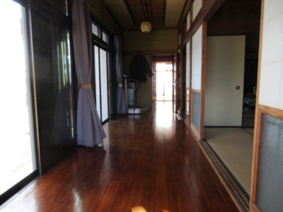 広縁が付いてあります