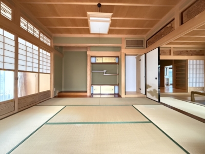 (居間)