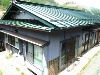 南東側より(外観)