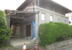北東側より（玄関への入口付近）(外観)