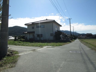 北側より（西側道路付き）(周辺)