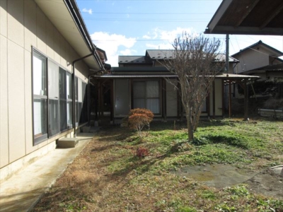 正面　離れ(外観)