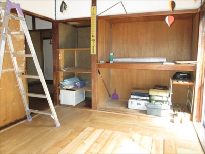 1部屋はDIY途中（材料・工具あり）