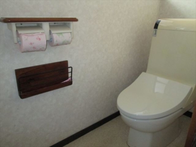 ウォシュレット付き水洗トイレ（合併浄化槽対応）