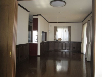 リビング　13帖