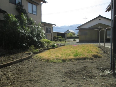 南側　庭・菜園スペース