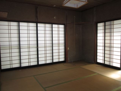 居間(居間)