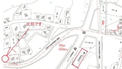 国道１８号線を挟んでコンビニ近し(地図)