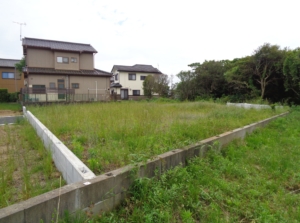 小・中学校・保育園まで近い生活便利な売地