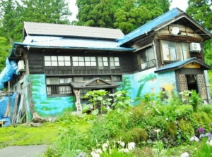 じょんのびの里、和紙作りが盛んな、門出にある古民家。