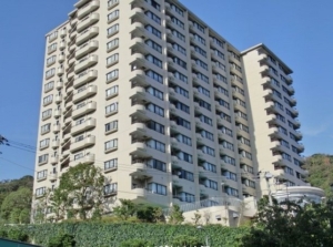 海を望むゆとりの108平米、ホテルのようなマンション