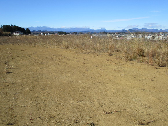 安達太良山を望む高台の平坦な土地 5